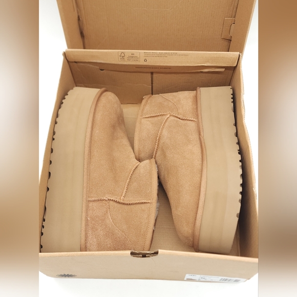 UGG Women's CLASSIC ULTRA MINI PLATFORM Chestnut Suede Wool EU 42 Size 11 - Picture 3 of 12